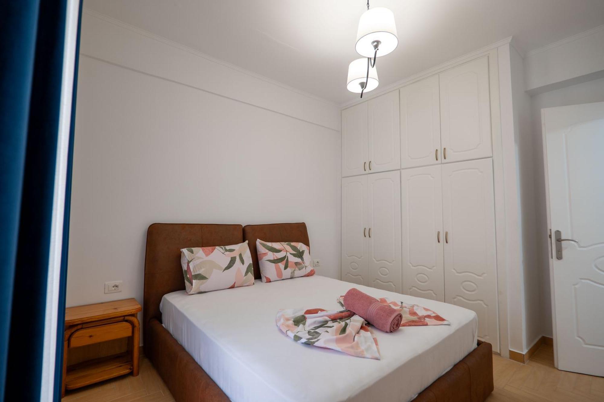 Hoteleks Inn & Suites Sarande Ngoại thất bức ảnh