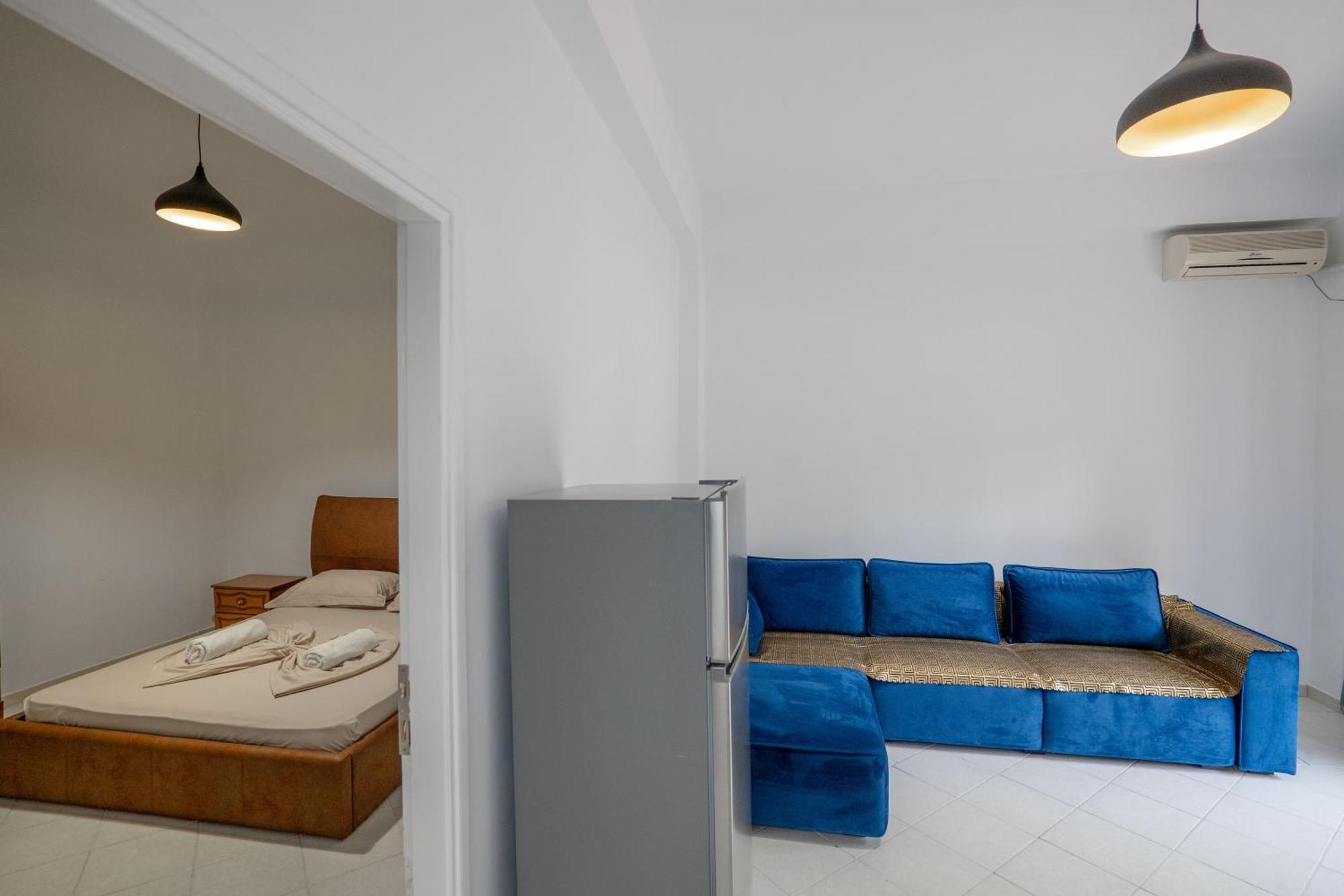 Hoteleks Inn & Suites Sarande Ngoại thất bức ảnh