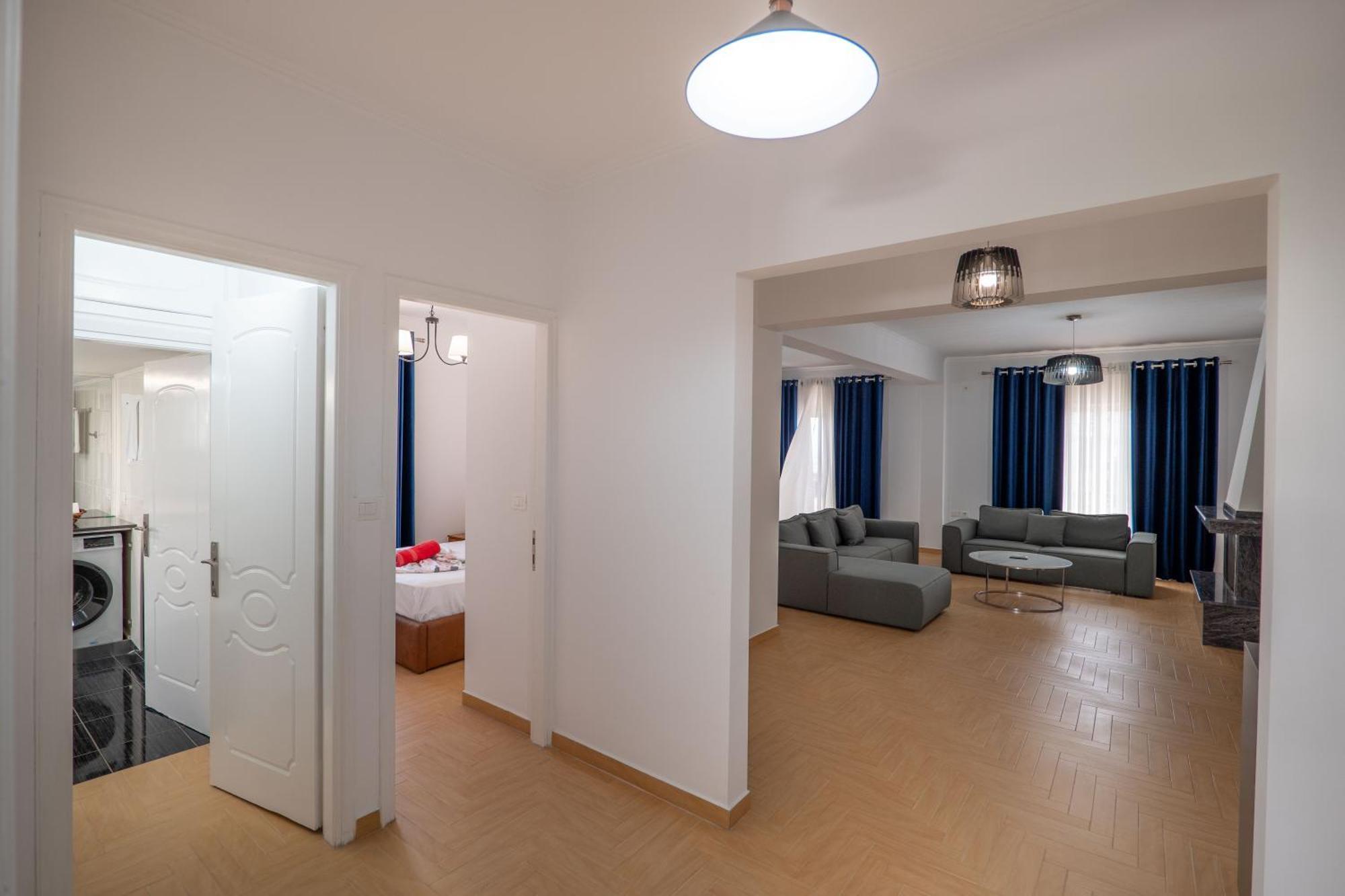 Hoteleks Inn & Suites Sarande Ngoại thất bức ảnh