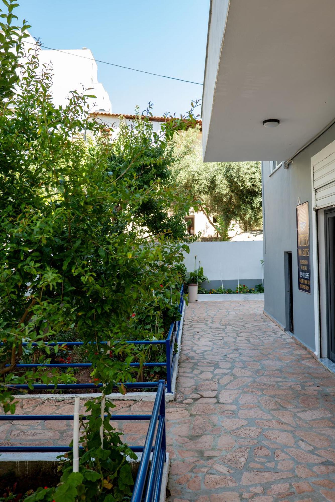 Hoteleks Inn & Suites Sarande Ngoại thất bức ảnh